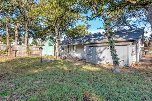 7521 Pawnee, Lake Worth, TX 76135