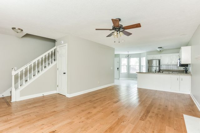 610 Hogan Dr, Murfreesboro, TN 37128