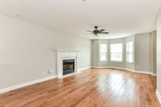 610 Hogan Dr, Murfreesboro, TN 37128