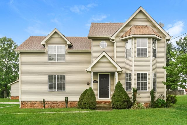 610 Hogan Dr, Murfreesboro, TN 37128