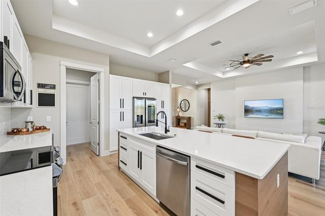 242 FAIRWAY ROAD, Rotonda West, FL 33947