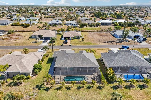 242 FAIRWAY ROAD, Rotonda West, FL 33947