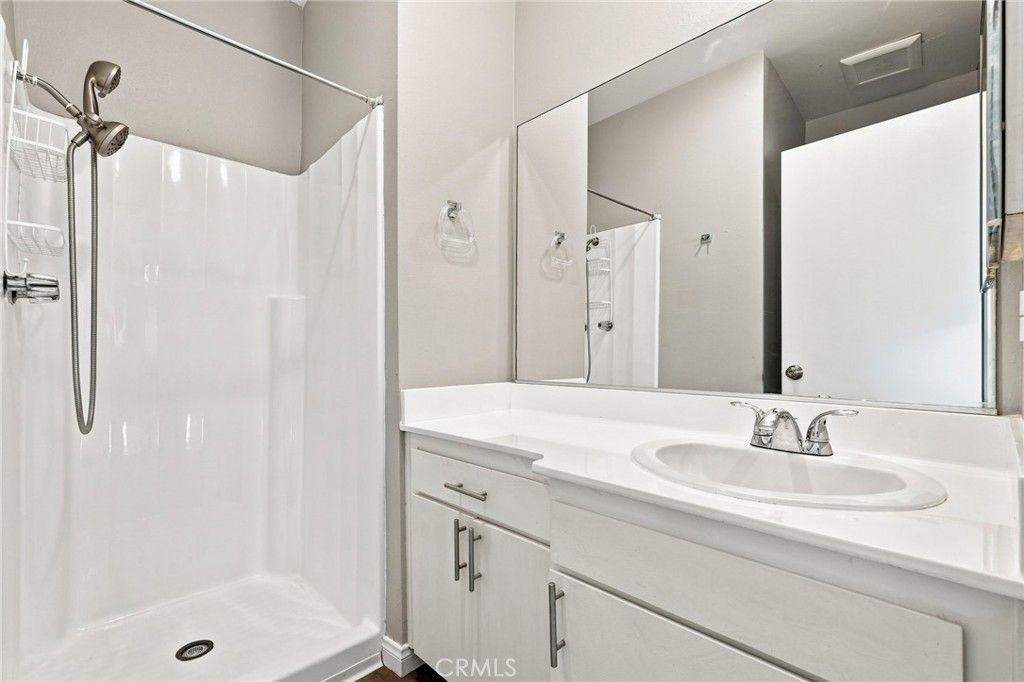 Image 22 of property listing at 21900 Roscoe Boulevard 8, Canoga Park, CA 91304