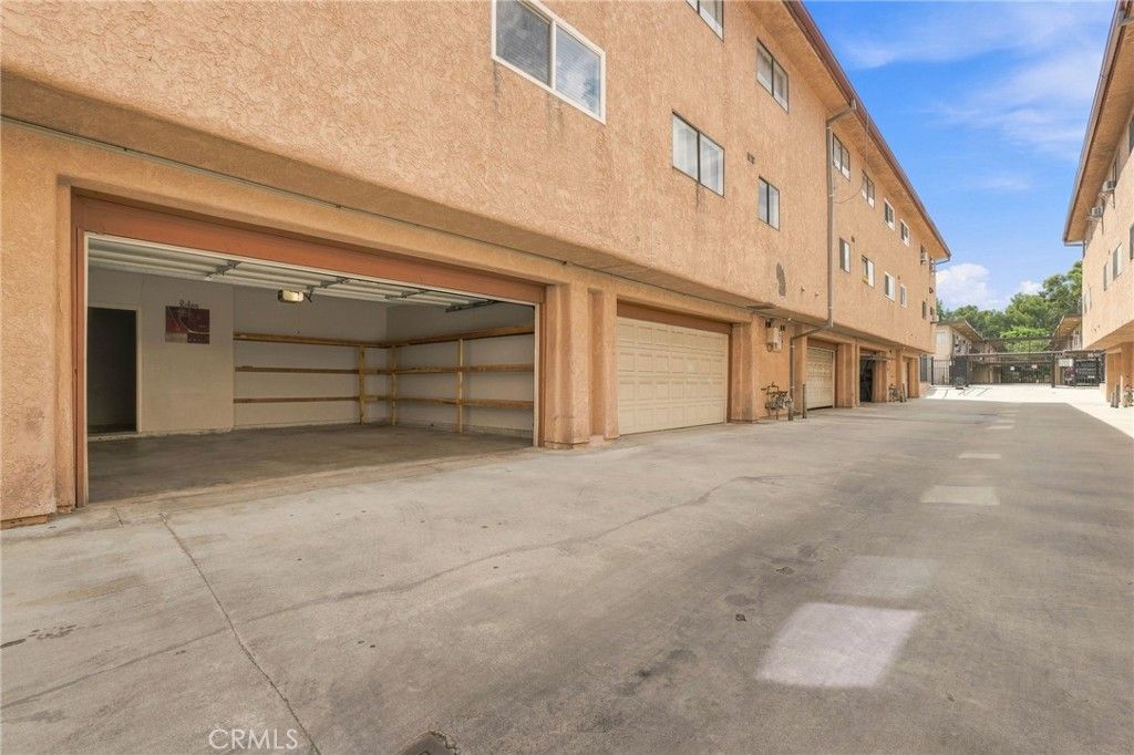 Image 32 of property listing at 21900 Roscoe Boulevard 8, Canoga Park, CA 91304
