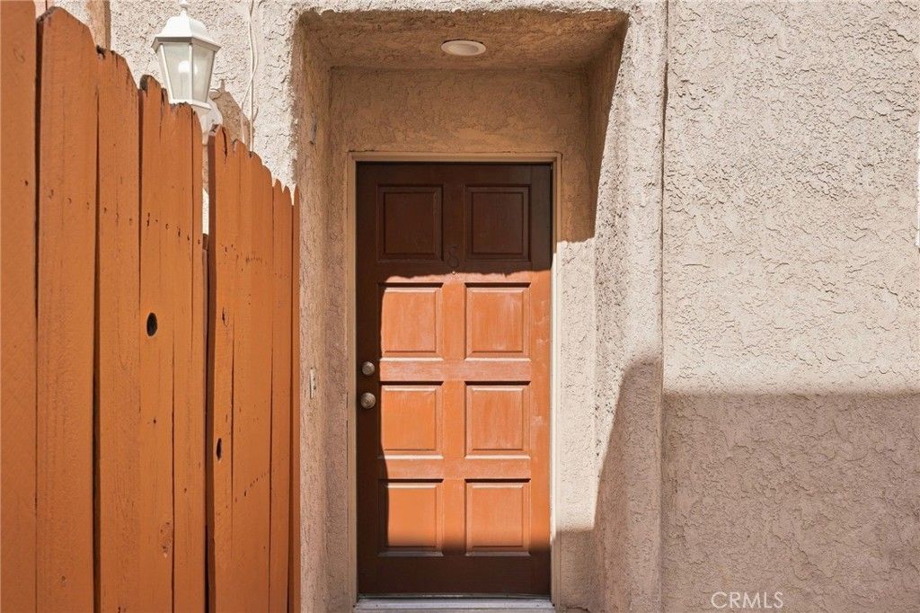 Image 33 of property listing at 21900 Roscoe Boulevard 8, Canoga Park, CA 91304
