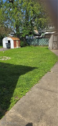 647 Columbia Avenue, Akron, OH 44310