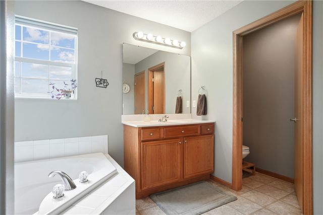 4614 Adams Court NE, Cedar Rapids, IA 52411