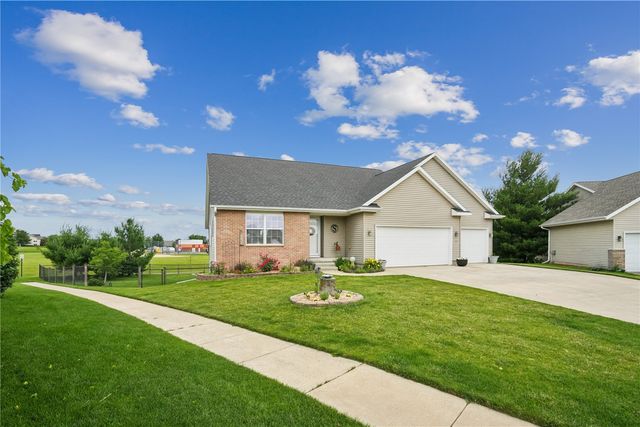 4614 Adams Court NE, Cedar Rapids, IA 52411