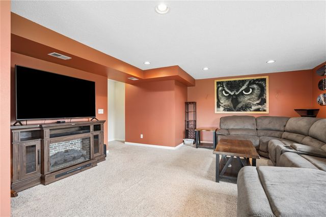 4614 Adams Court NE, Cedar Rapids, IA 52411