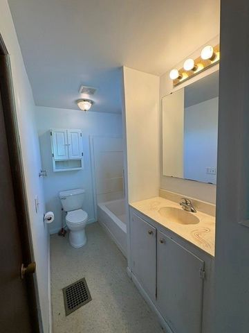 1516 Pennsylvania Ave, Monaca, PA 15061