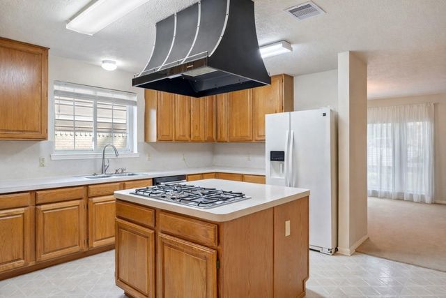 6626 Gentle Bend Drive, Houston, TX 77069