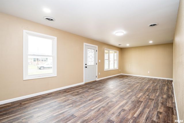 1408 KOCH Street, Pekin, IL 61554