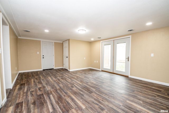 1408 KOCH Street, Pekin, IL 61554