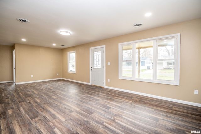 1408 KOCH Street, Pekin, IL 61554