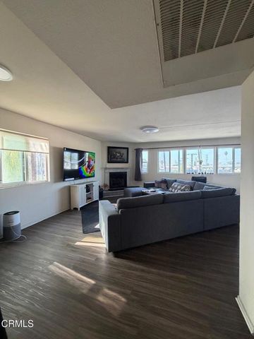 804 N Kenilworth Avenue, Glendale, CA 91203