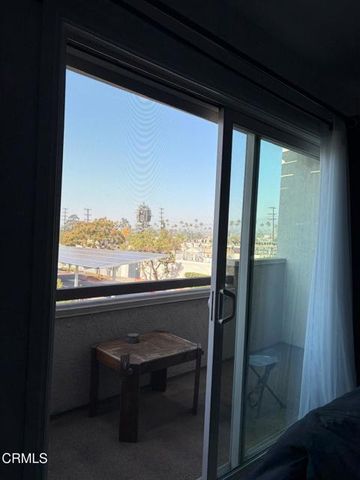 804 N Kenilworth Avenue, Glendale, CA 91203