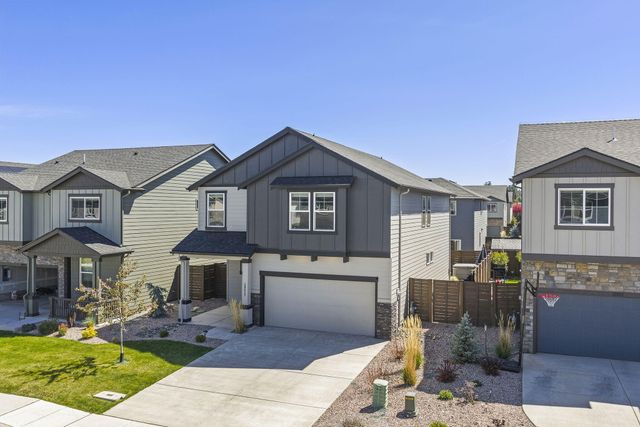20625 SE Slate Avenue, Bend, OR 97702