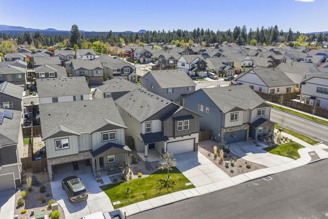 20625 SE Slate Avenue, Bend, OR 97702