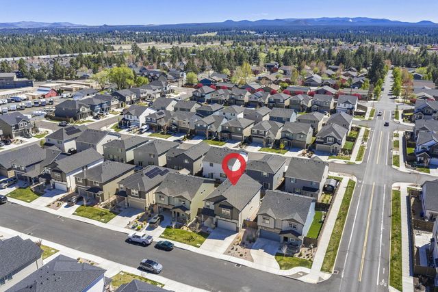 20625 SE Slate Avenue, Bend, OR 97702