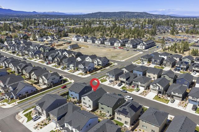 20625 SE Slate Avenue, Bend, OR 97702