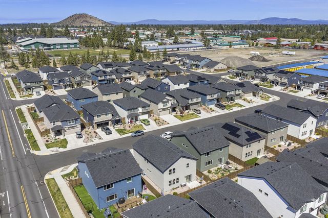 20625 SE Slate Avenue, Bend, OR 97702