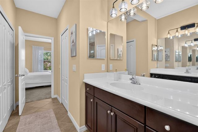 11417 OKALOOSA DRIVE, Venice, FL 34293