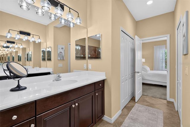 11417 OKALOOSA DRIVE, Venice, FL 34293