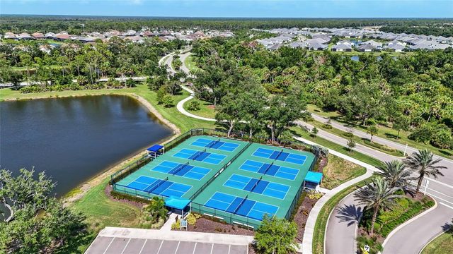 11417 OKALOOSA DRIVE, Venice, FL 34293