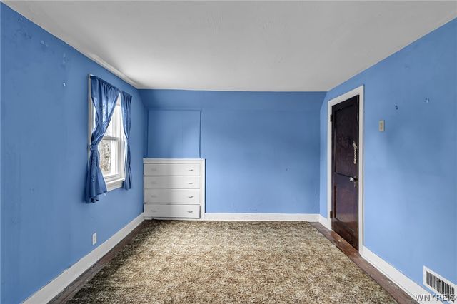 3265 South Creek Road, Hamburg, NY 14075