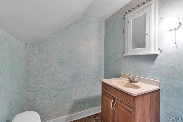 3265 South Creek Road, Hamburg, NY 14075