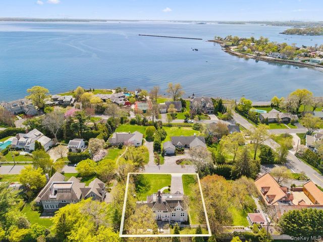 1020 Constable Drive, Mamaroneck, NY 10543