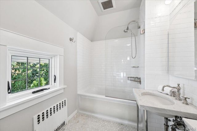 1020 Constable Drive, Mamaroneck, NY 10543