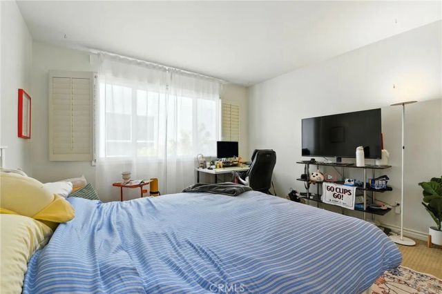 1241 S Westgate Avenue 202, Los Angeles, CA 90025