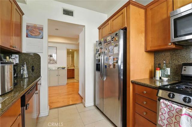 1241 S Westgate Avenue 202, Los Angeles, CA 90025