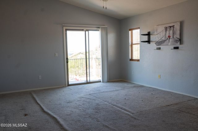 7580 S Climbing Ivy Drive, Tucson, AZ 85757