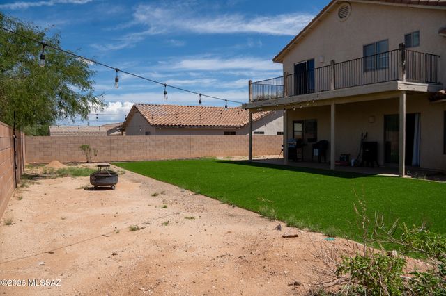 7580 S Climbing Ivy Drive, Tucson, AZ 85757