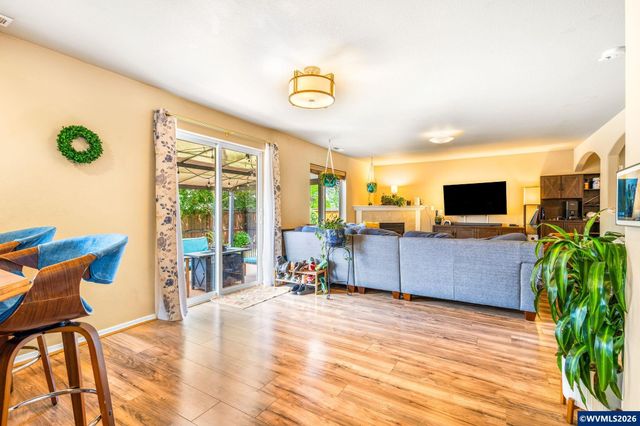 226 Breezy Wy NE, Albany, OR 97322