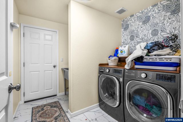 226 Breezy Wy NE, Albany, OR 97322