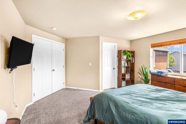 226 Breezy Wy NE, Albany, OR 97322