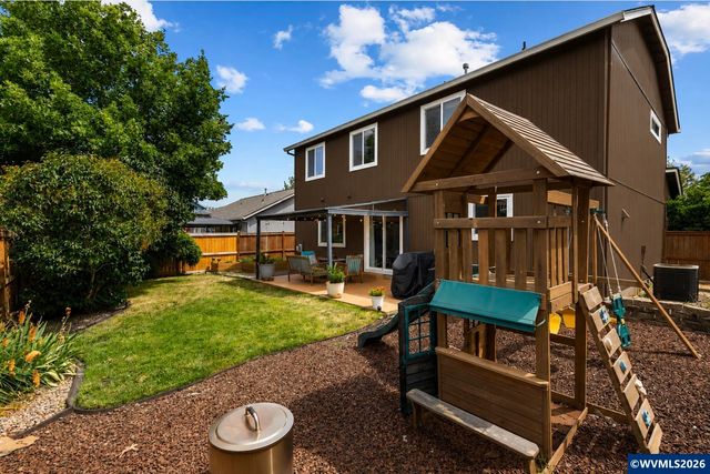 226 Breezy Wy NE, Albany, OR 97322