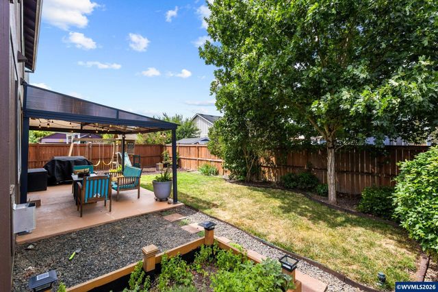 226 Breezy Wy NE, Albany, OR 97322