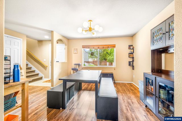 226 Breezy Wy NE, Albany, OR 97322