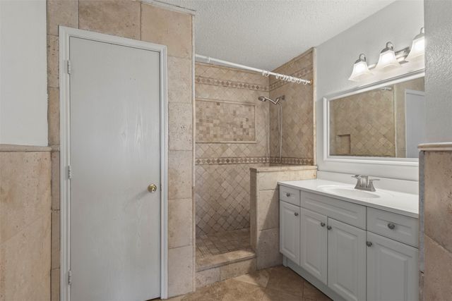 5540 Camarillo Drive, Fort Worth, TX 76244