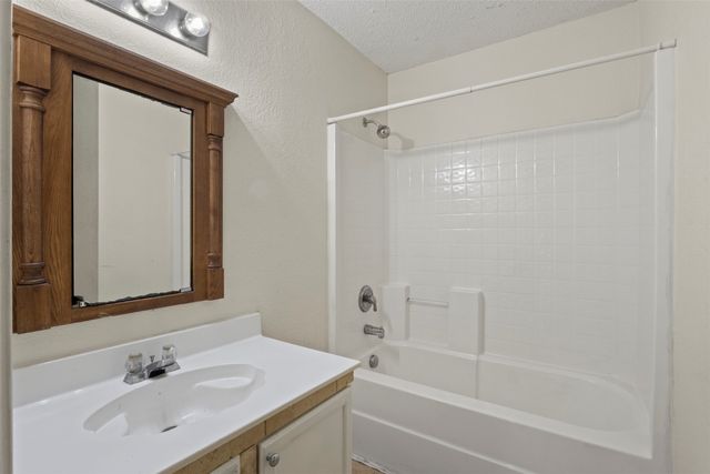 5540 Camarillo Drive, Fort Worth, TX 76244