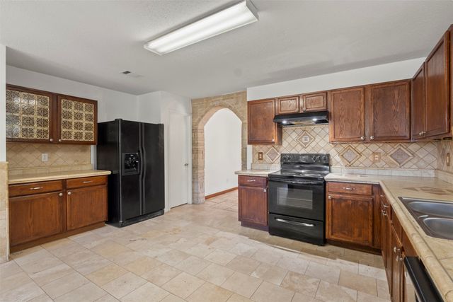 5540 Camarillo Drive, Fort Worth, TX 76244