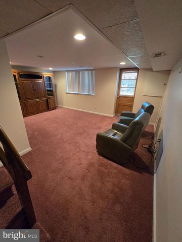 11710 BRANDON RD, Philadelphia, PA 19154