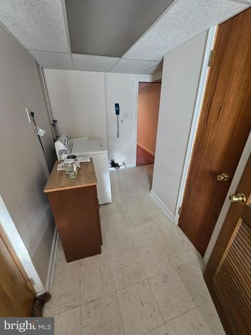 11710 BRANDON RD, Philadelphia, PA 19154