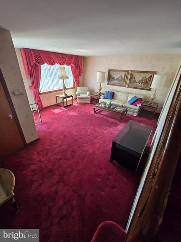 11710 BRANDON RD, Philadelphia, PA 19154