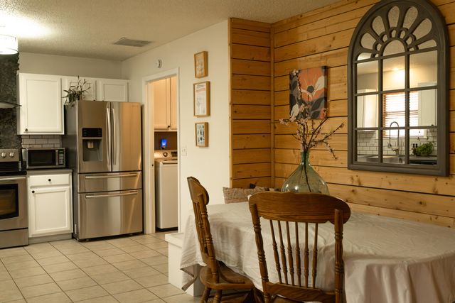 4017 W Tracy Street, Springfield, MO 65807