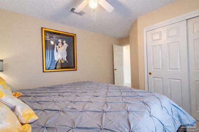 1412 Castnet Dr, Navarre, FL 32566